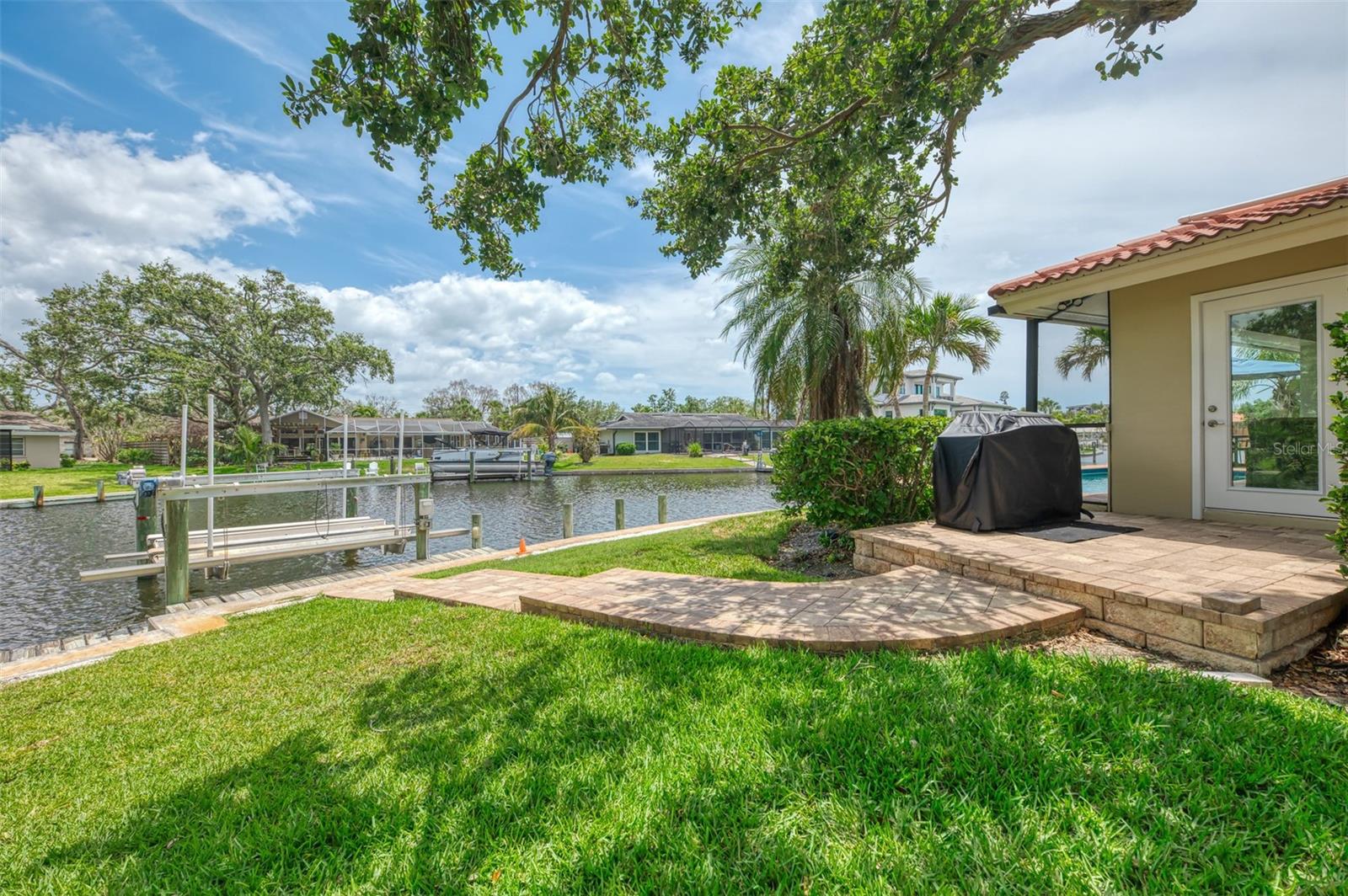 Image 64 of 97 For 1038 Contento Street