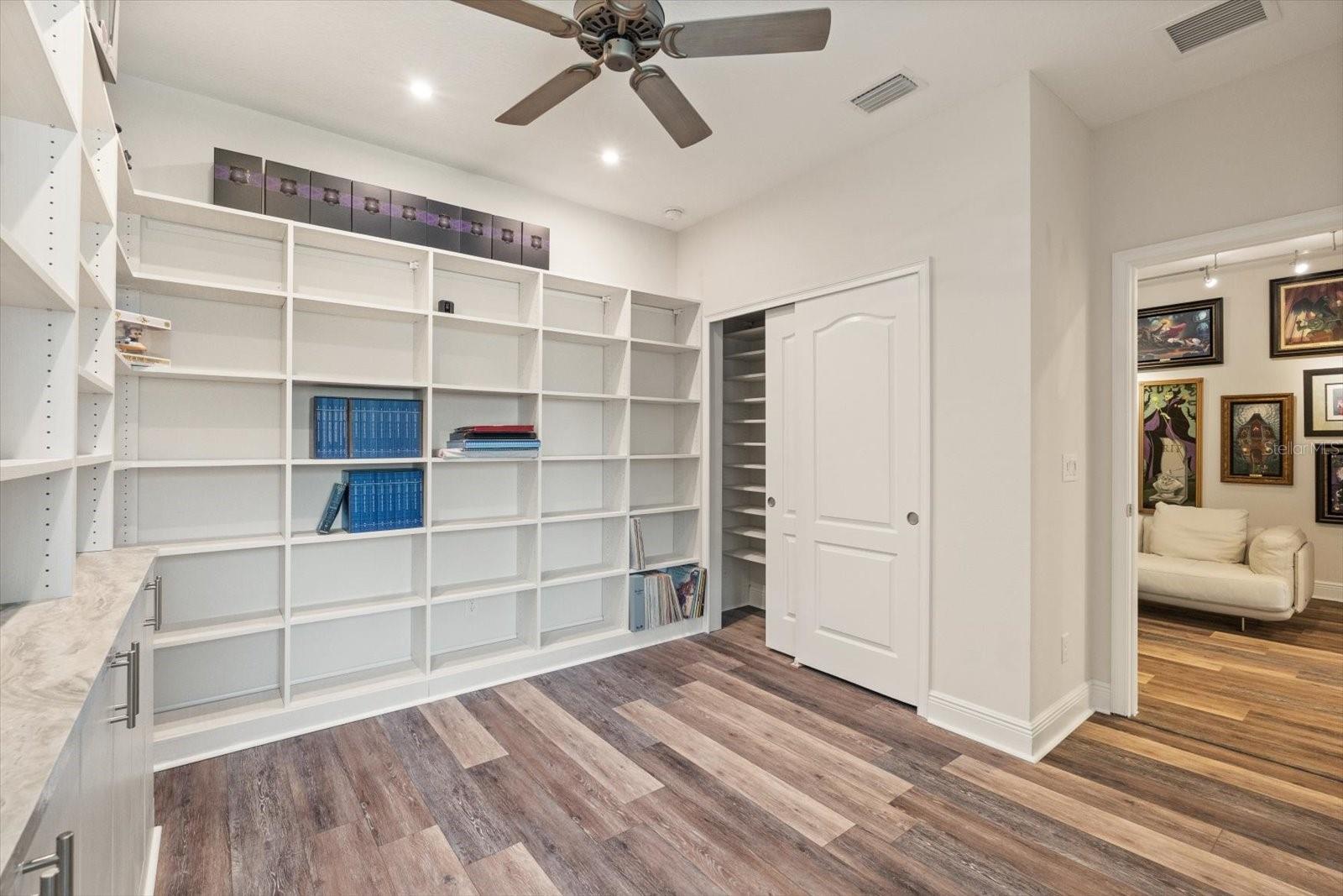 Image 33 of 53 For 4548 Chinkapin Drive