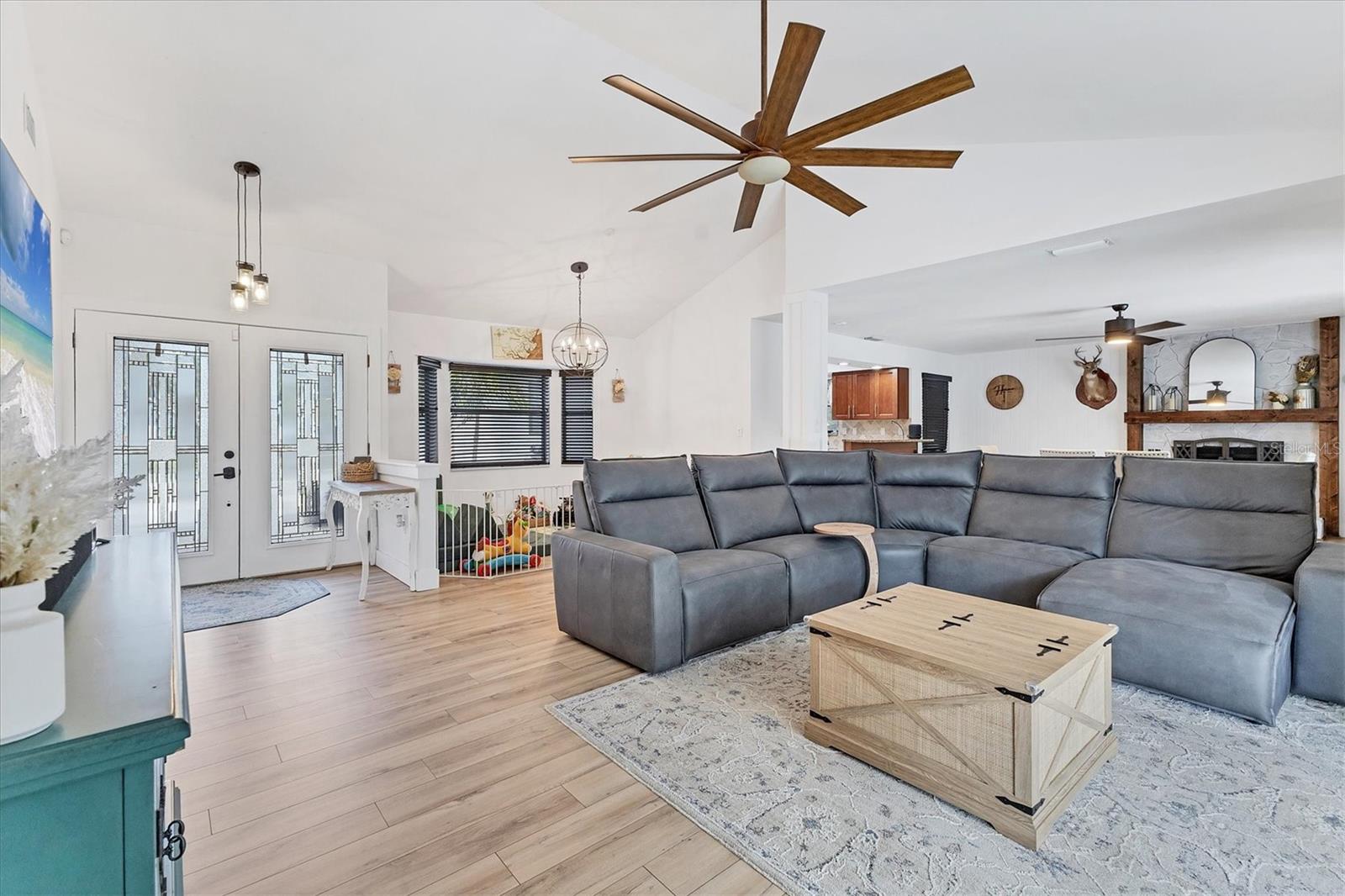 Image 7 of 30 For 2049 Leewynn Drive