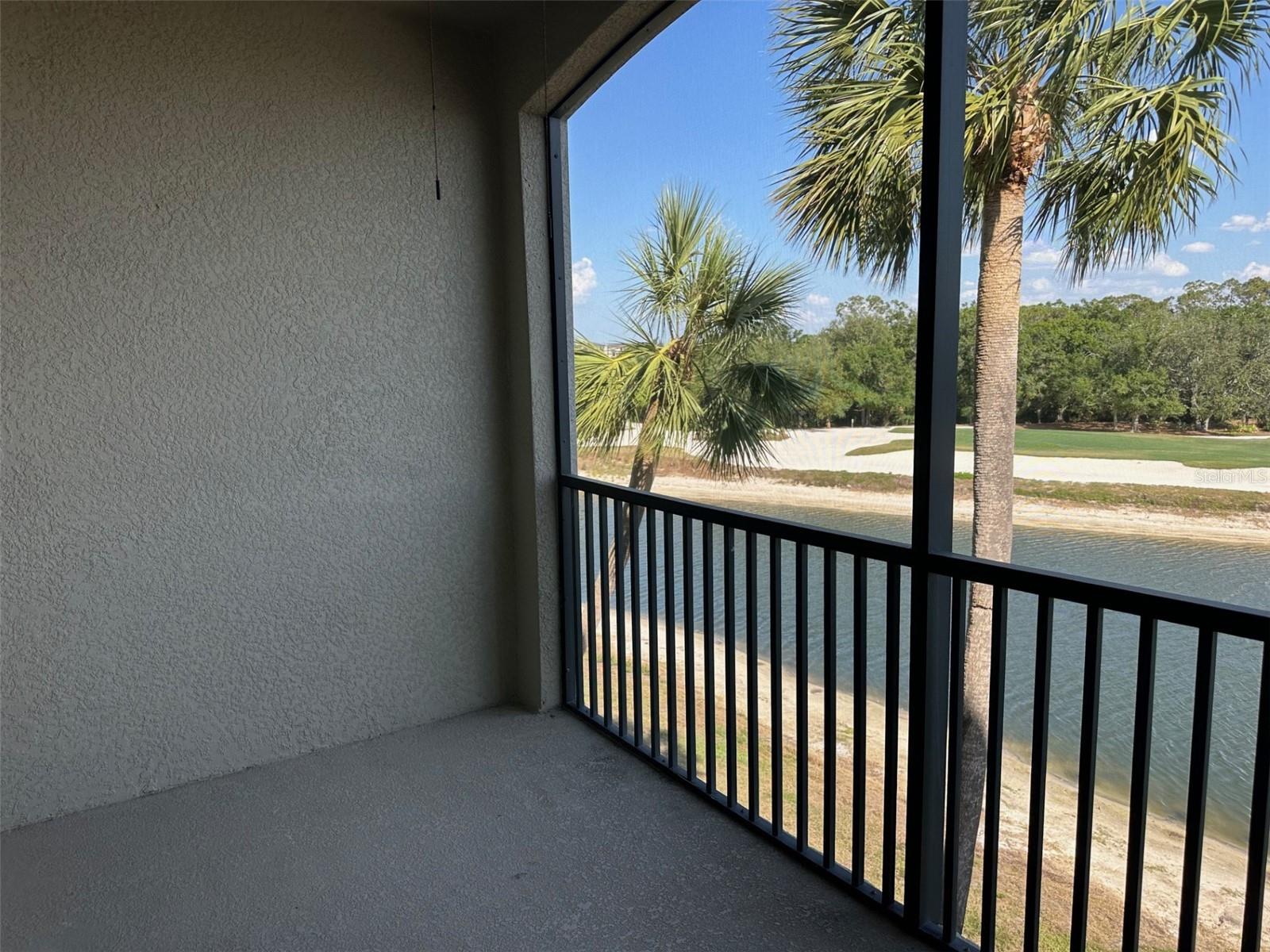 Image 30 of 49 For 17118 Vardon Terrace 304