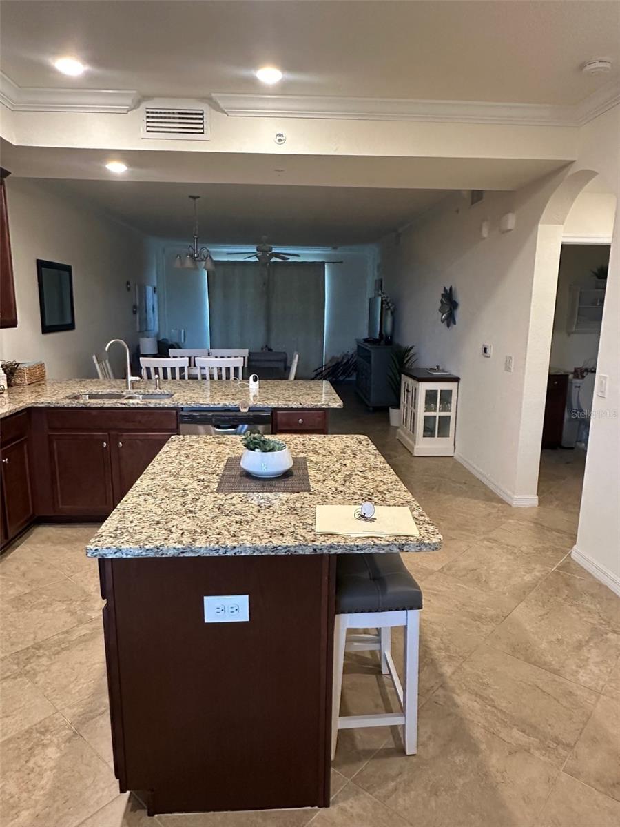 Image 5 of 49 For 17118 Vardon Terrace 304