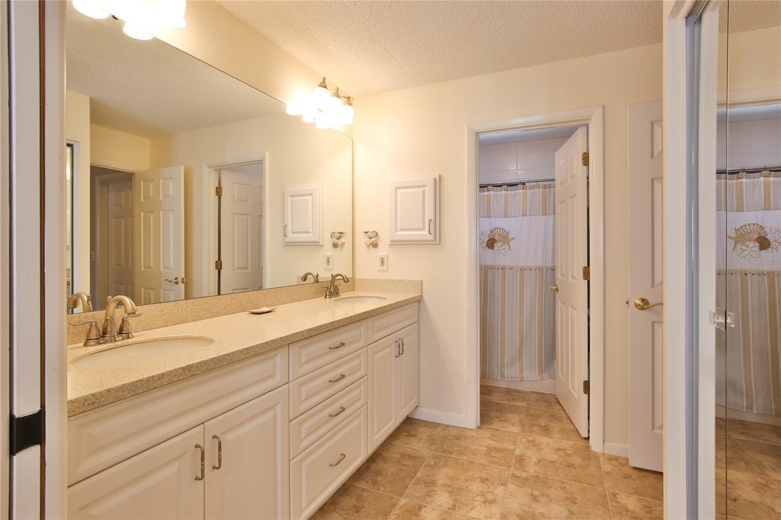 Image 10 of 26 For 5362 Huntingwood Court 16