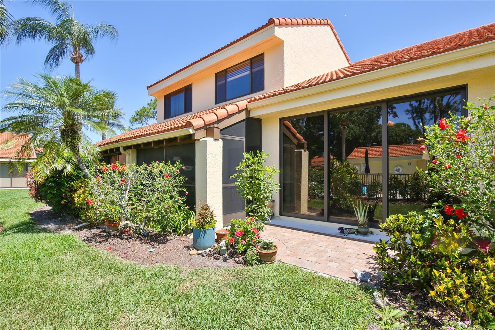 Image 16 of 26 For 5362 Huntingwood Court 16