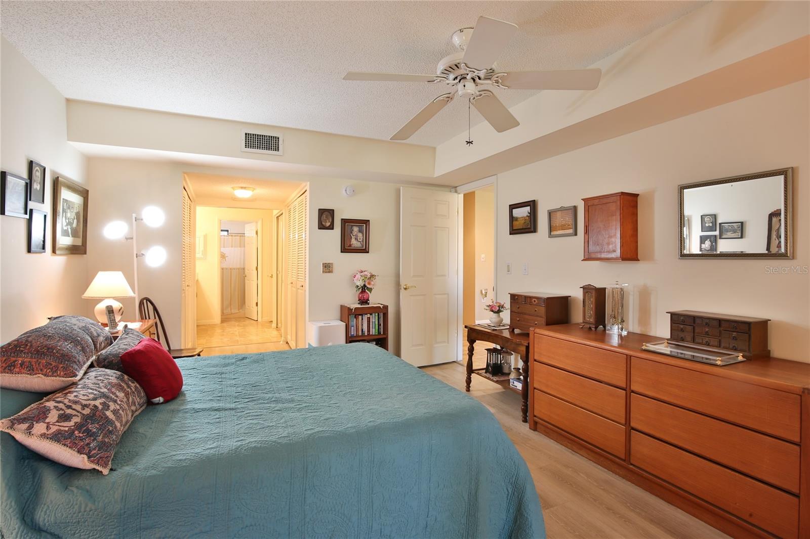 Image 9 of 26 For 5362 Huntingwood Court 16
