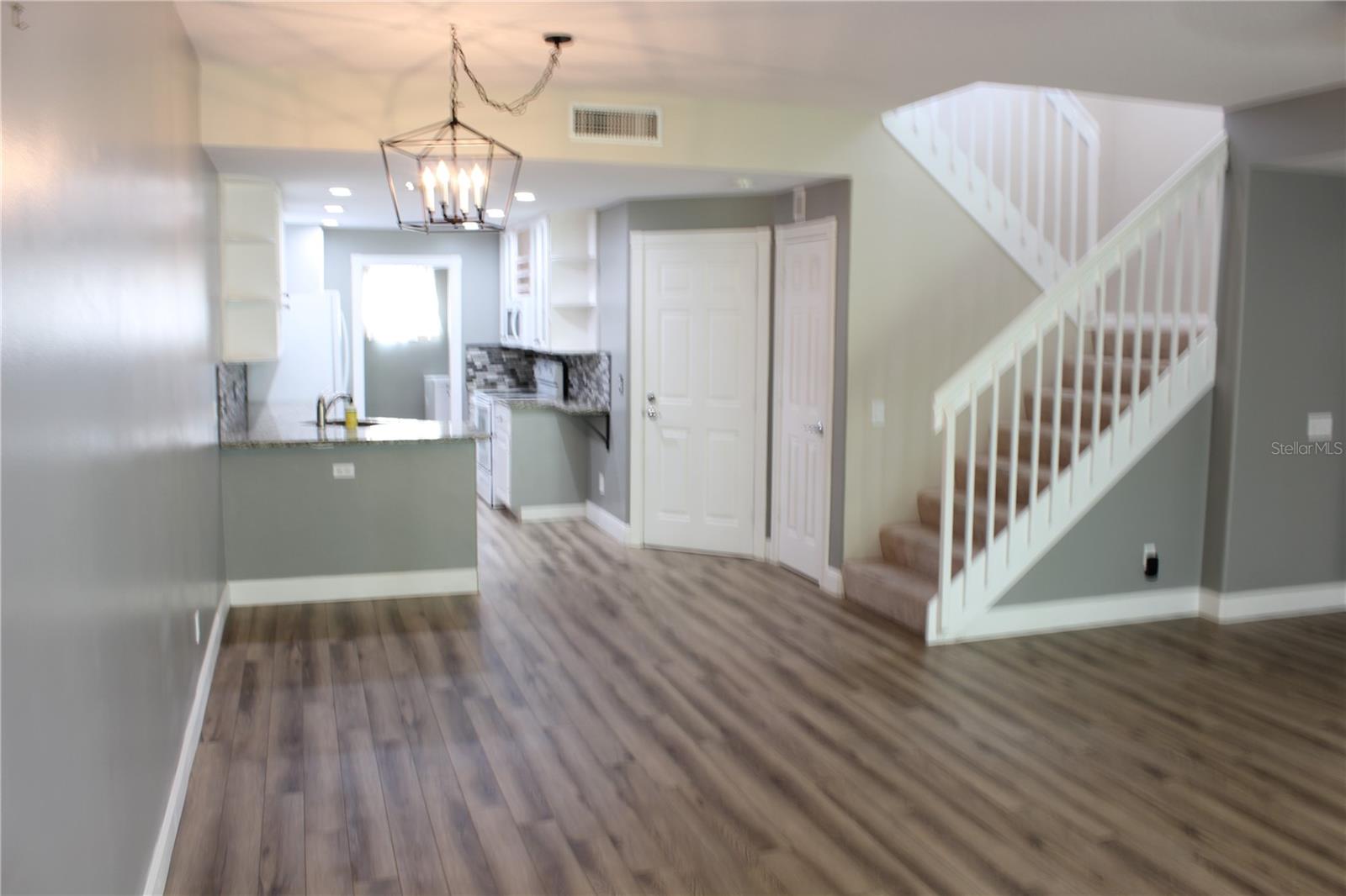 Image 9 of 33 For 8110 Cardena Lane