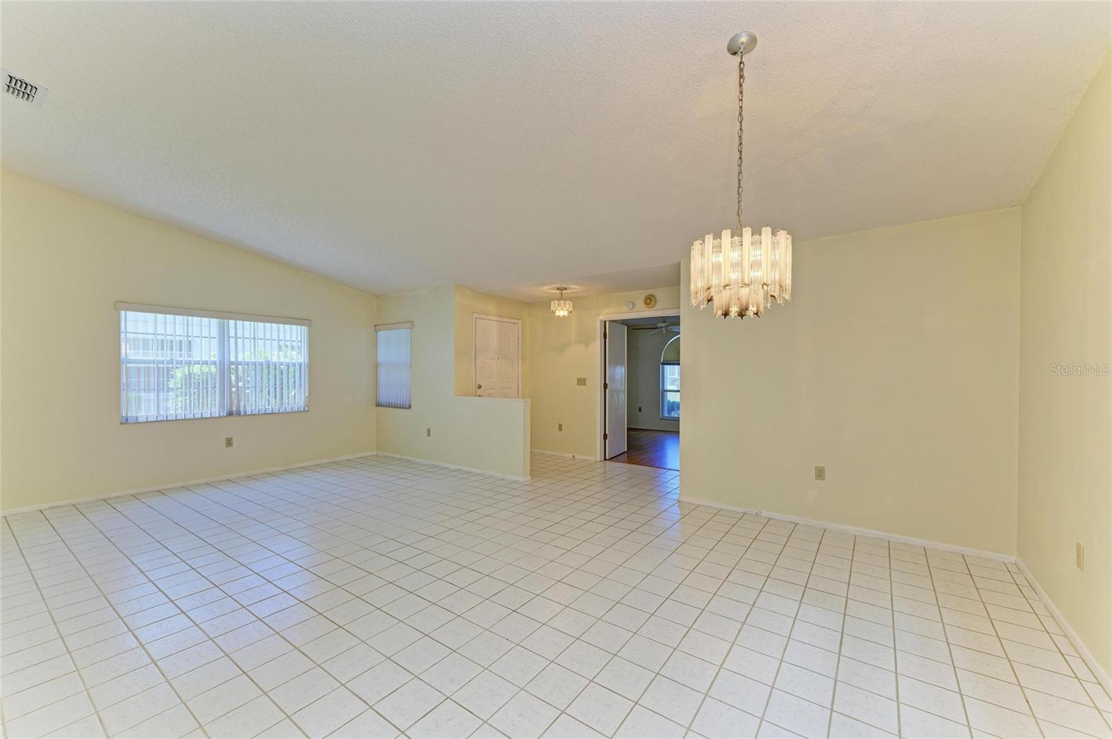 Image 18 of 47 For 4313 Carol Ann Road 20
