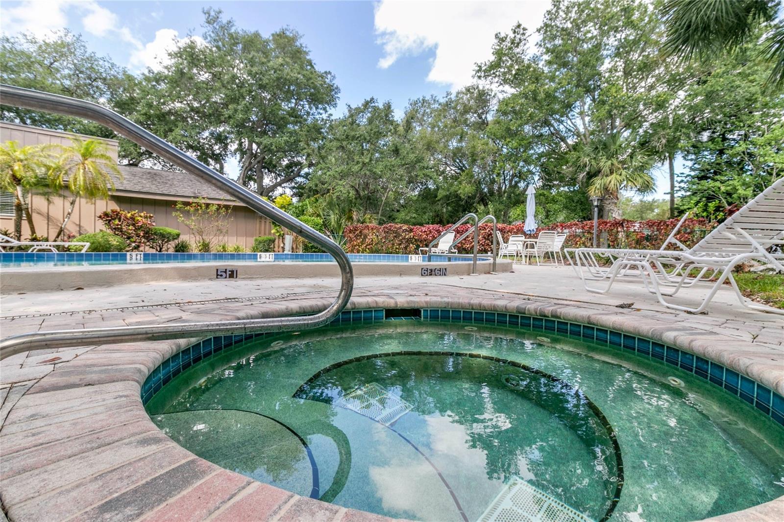Image 31 of 33 For 1502 Water Oak Way S