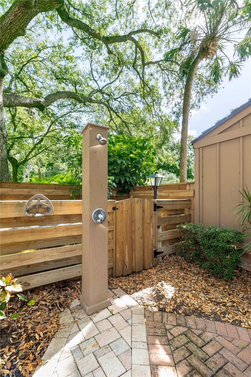 Image 33 of 33 For 1502 Water Oak Way S