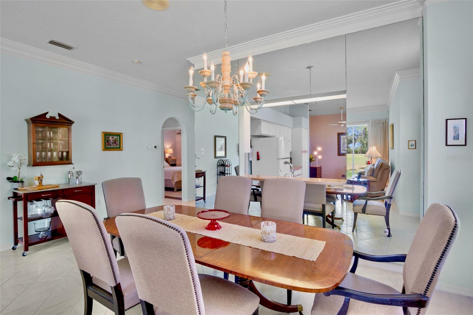 Image 12 of 45 For 3412 Chelmsford Court 42