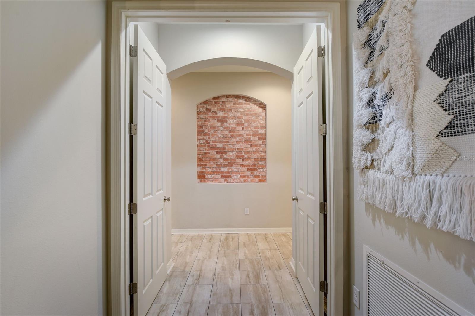 Image 29 of 83 For 6001 Anise Drive