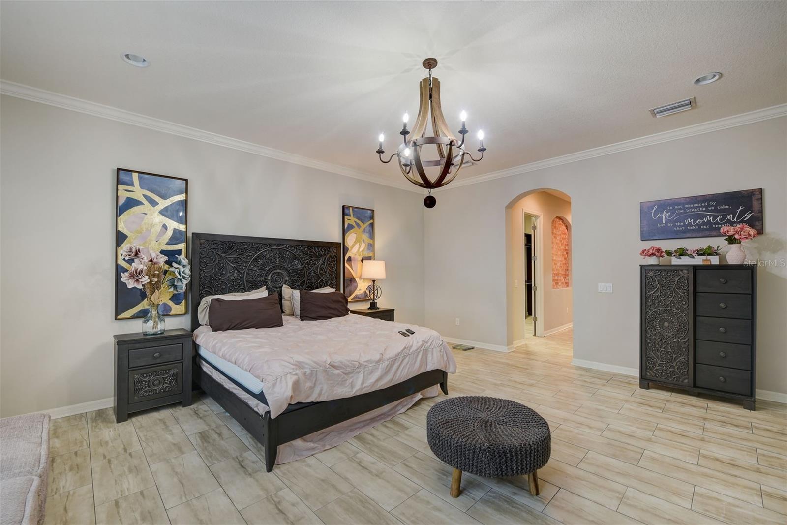 Image 35 of 83 For 6001 Anise Drive
