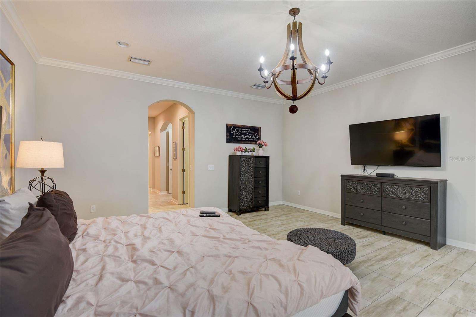 Image 36 of 83 For 6001 Anise Drive