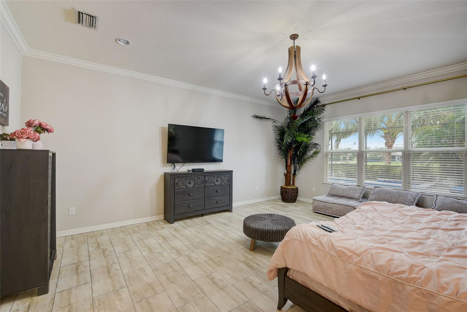 Image 38 of 83 For 6001 Anise Drive