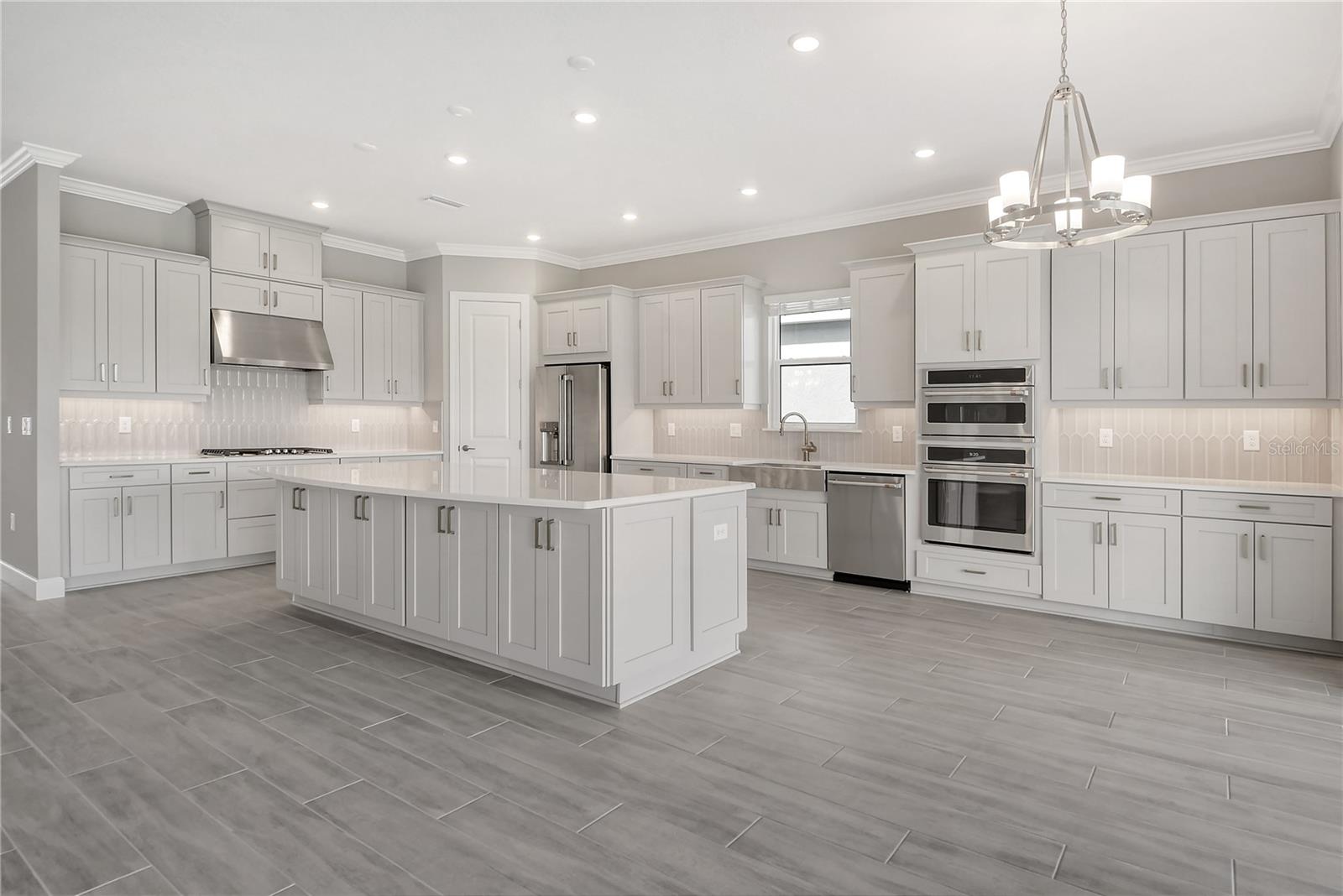 Image 16 of 80 For 15625 San Lazzaro Avenue