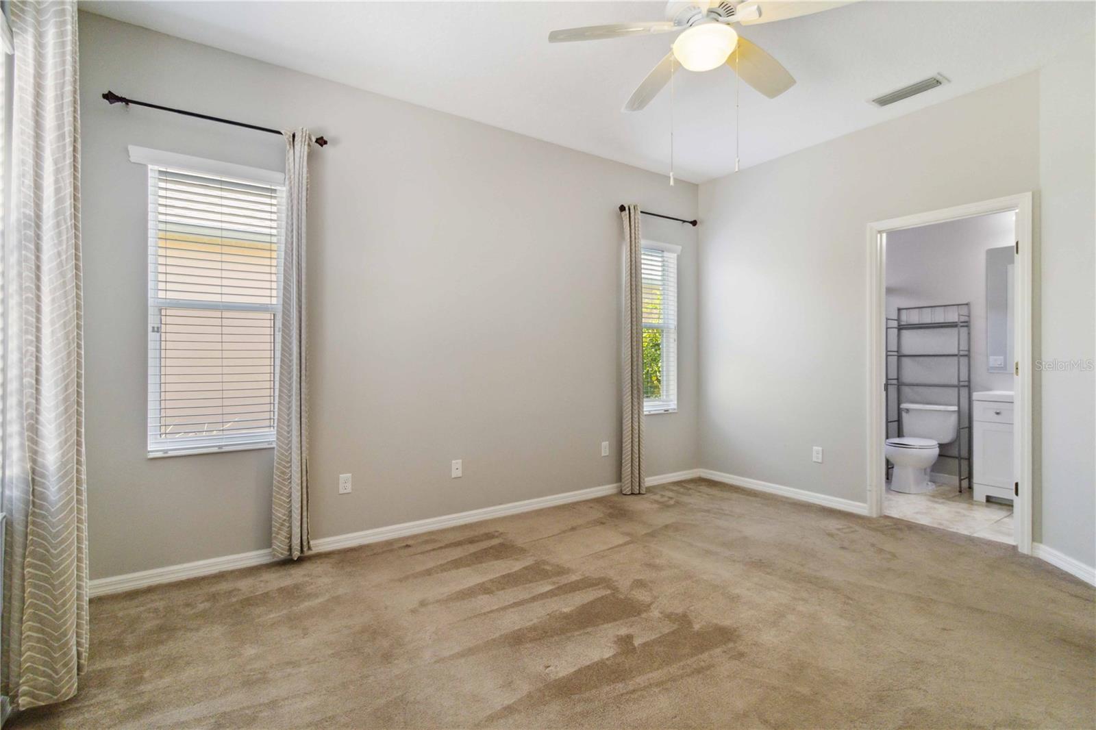 Image 10 of 27 For 5227 Aqua Breeze Drive