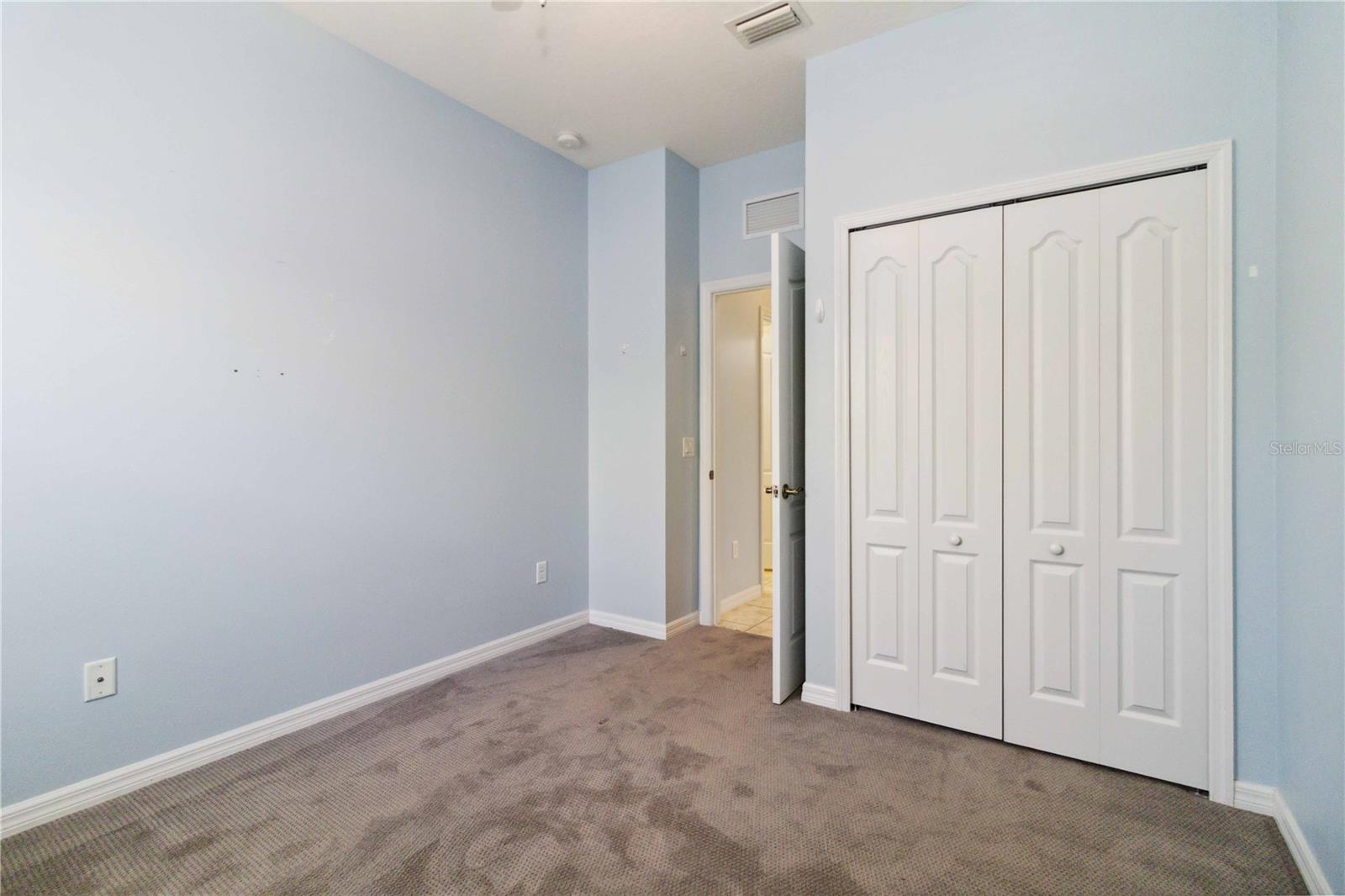 Image 14 of 27 For 5227 Aqua Breeze Drive