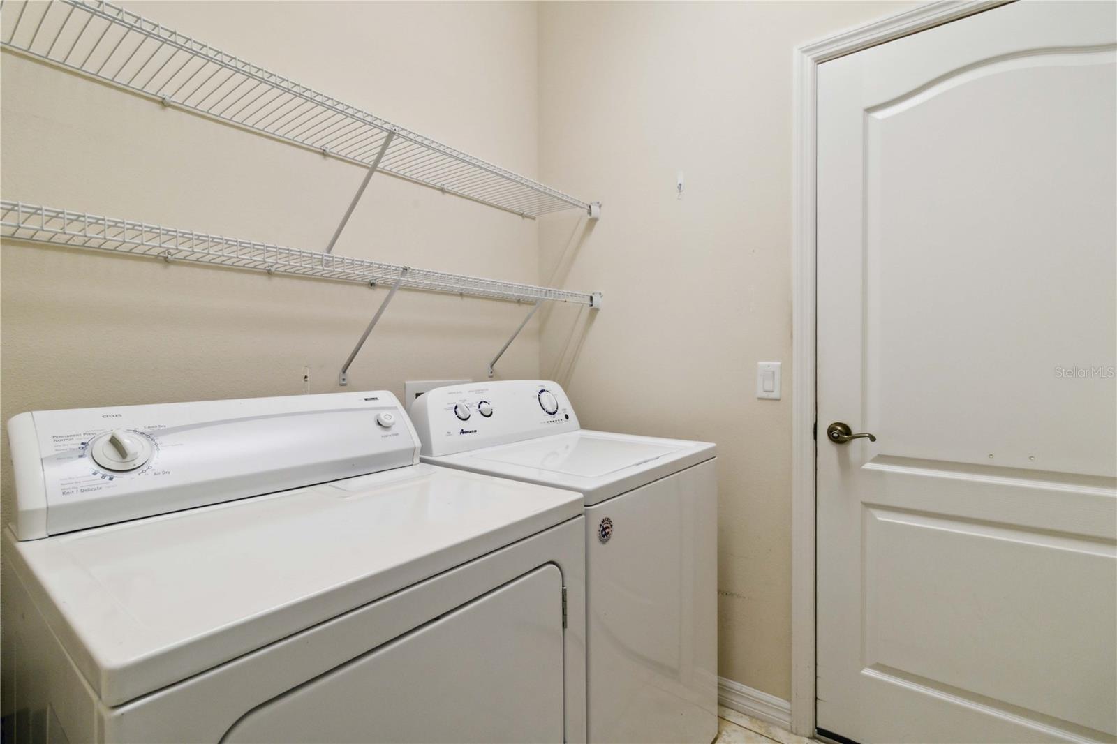Image 19 of 27 For 5227 Aqua Breeze Drive