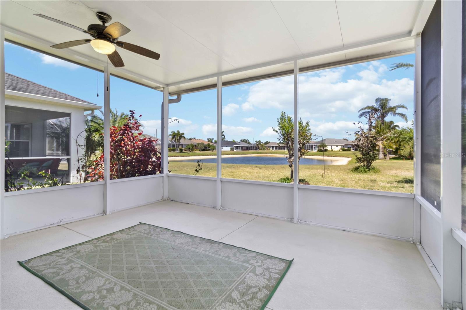 Image 21 of 27 For 5227 Aqua Breeze Drive
