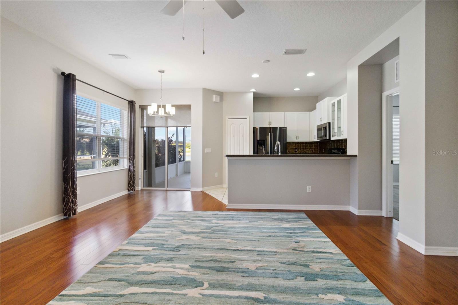 Image 4 of 27 For 5227 Aqua Breeze Drive