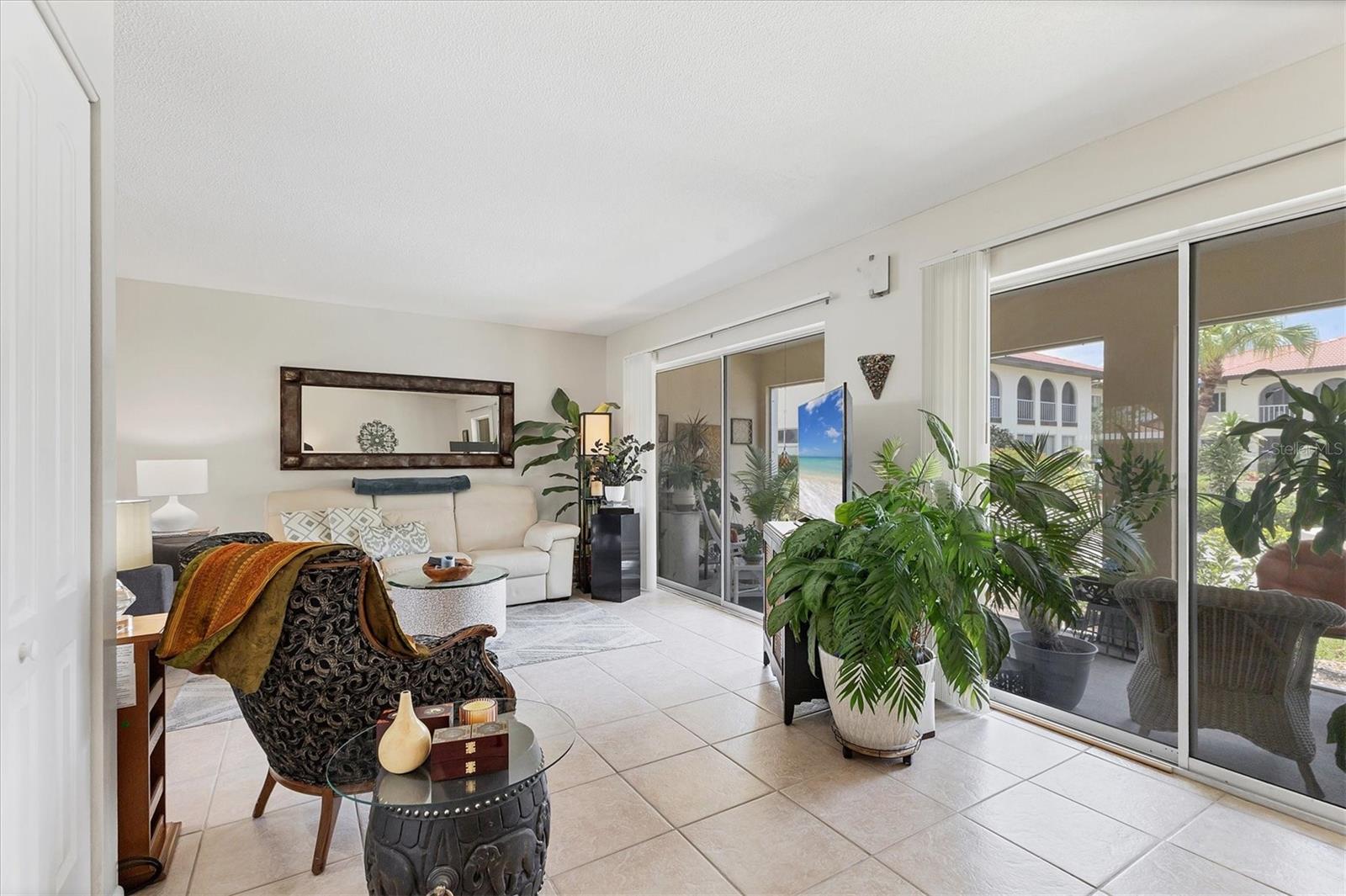 Image 17 of 47 For 3690 Pinecrest Street 114