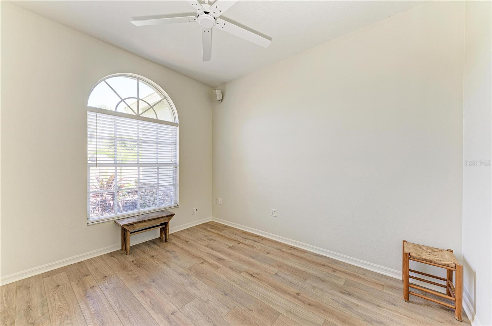 Image 32 of 65 For 7420 Tuttle Avenue