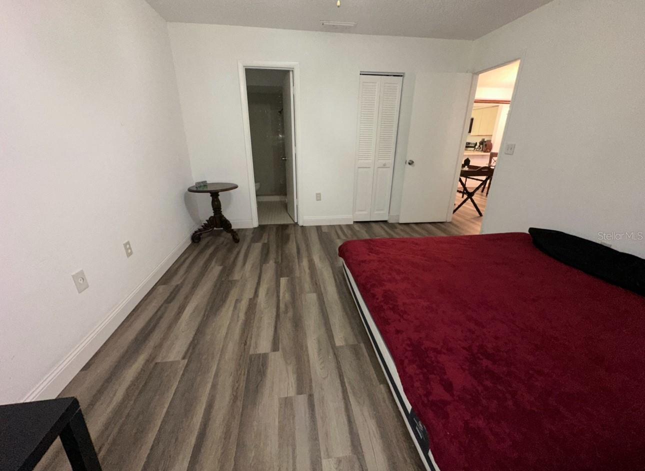 Image 10 of 17 For 5310 Royal Palm Avenue 5310