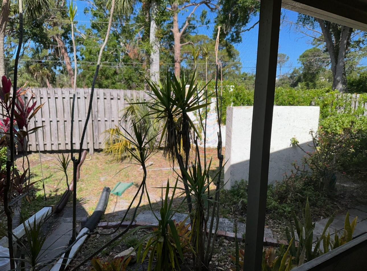 Image 14 of 17 For 5310 Royal Palm Avenue 5310