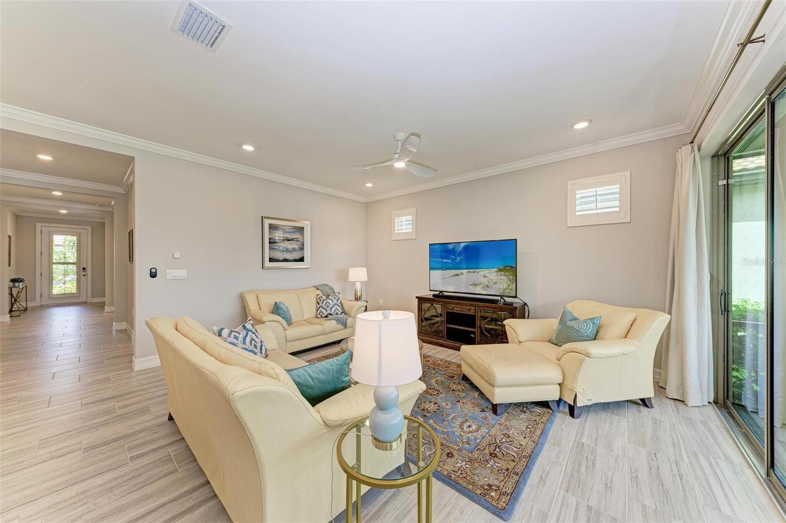 Image 11 of 79 For 244 Villoresi Boulevard