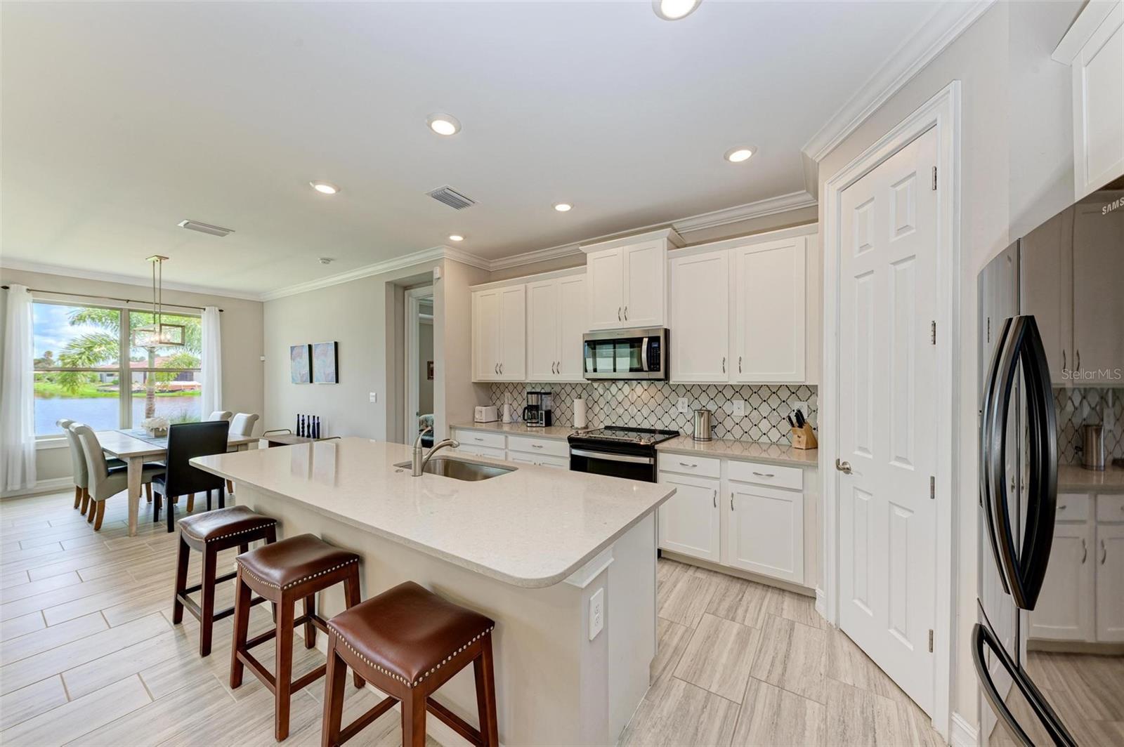 Image 13 of 79 For 244 Villoresi Boulevard