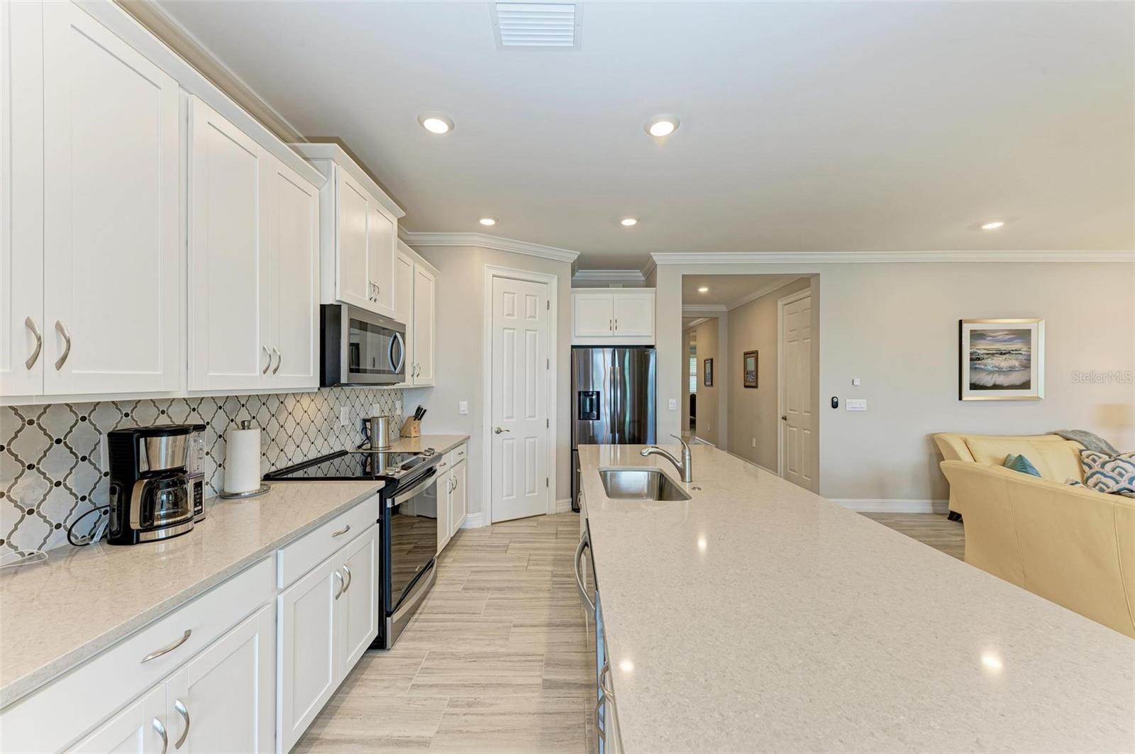 Image 16 of 79 For 244 Villoresi Boulevard