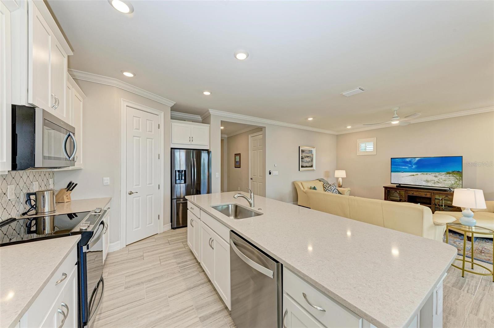 Image 17 of 79 For 244 Villoresi Boulevard
