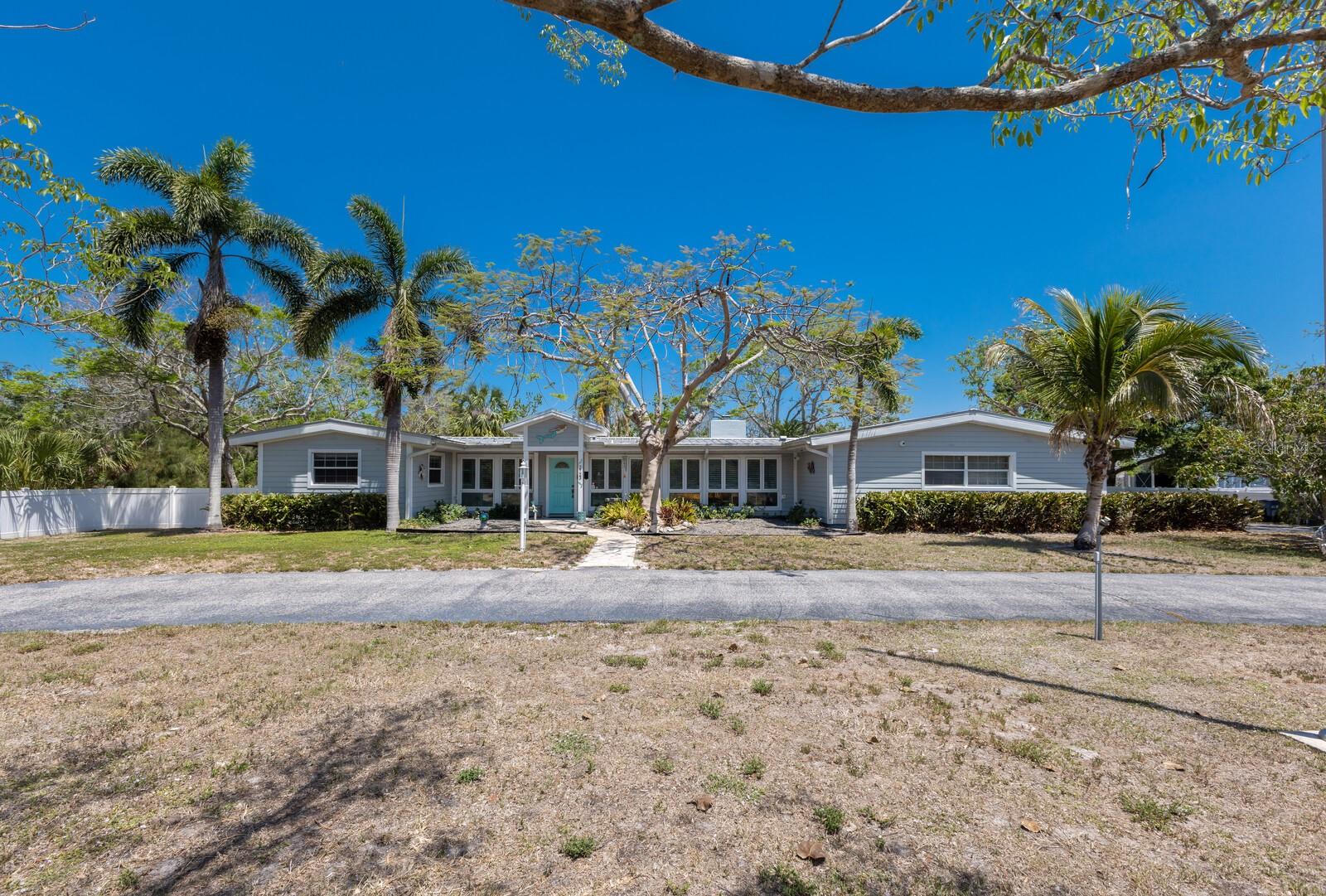 Details for 2723 59th Street, SARASOTA, FL 34243