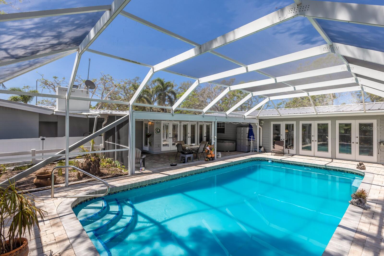 Image 58 of 92 For 2723 59th Street