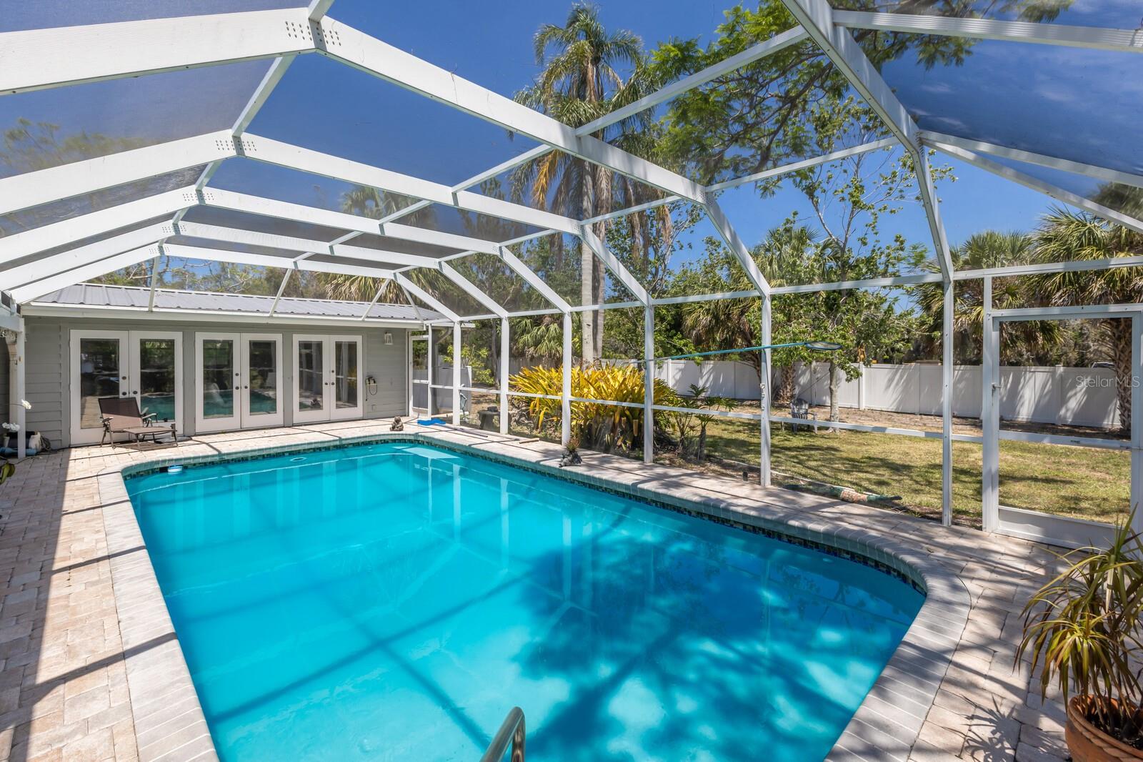 Image 60 of 92 For 2723 59th Street
