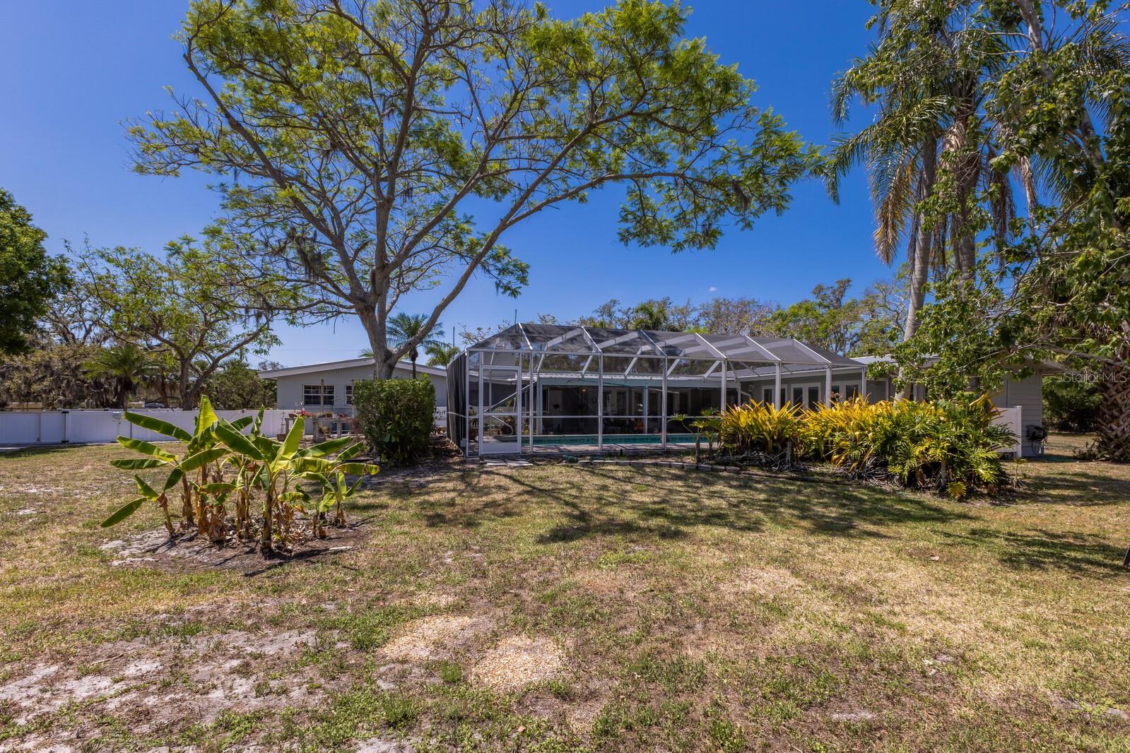 Image 73 of 92 For 2723 59th Street