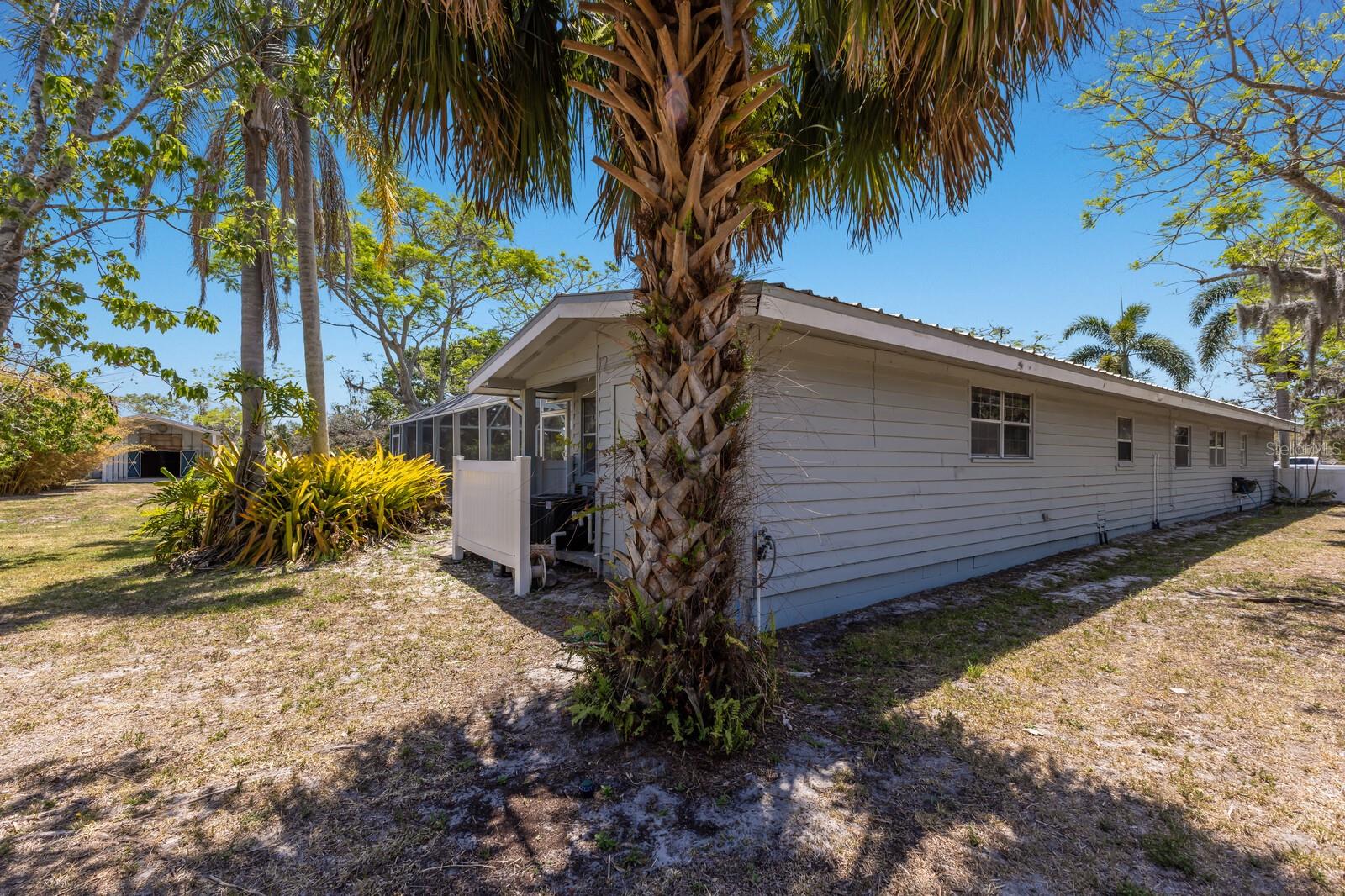 Image 76 of 92 For 2723 59th Street