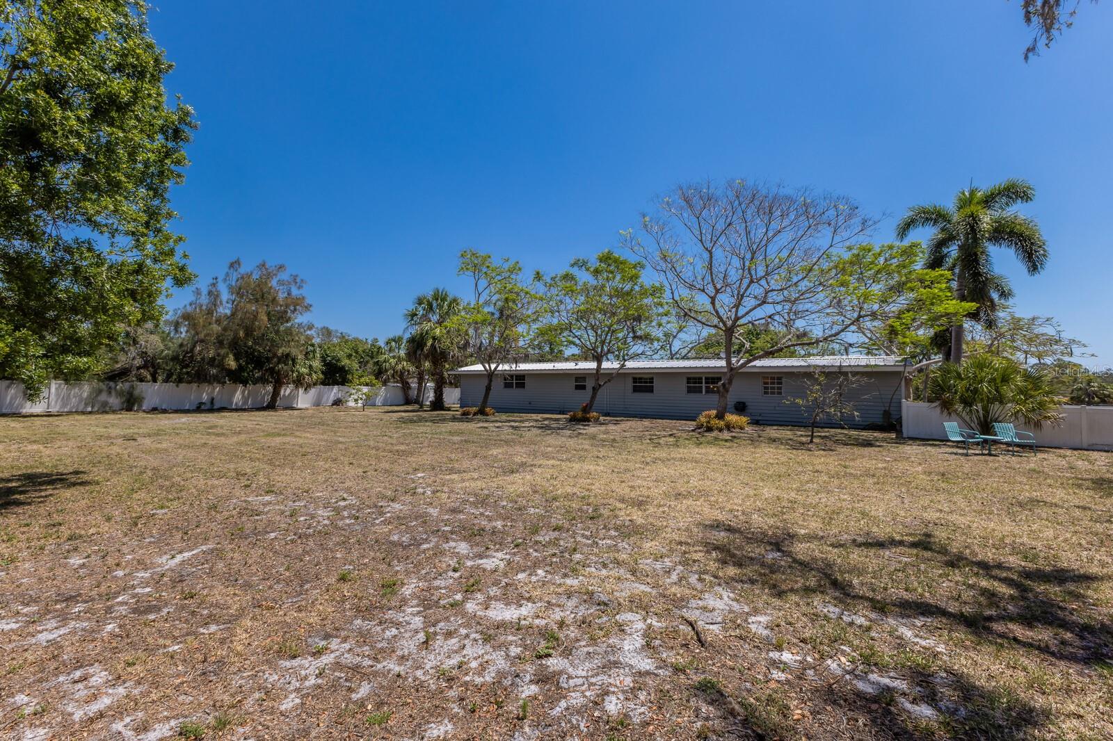 Image 79 of 92 For 2723 59th Street