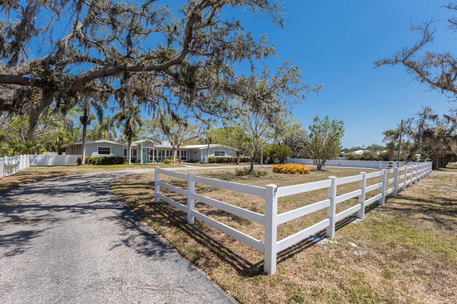 Image 87 of 92 For 2723 59th Street