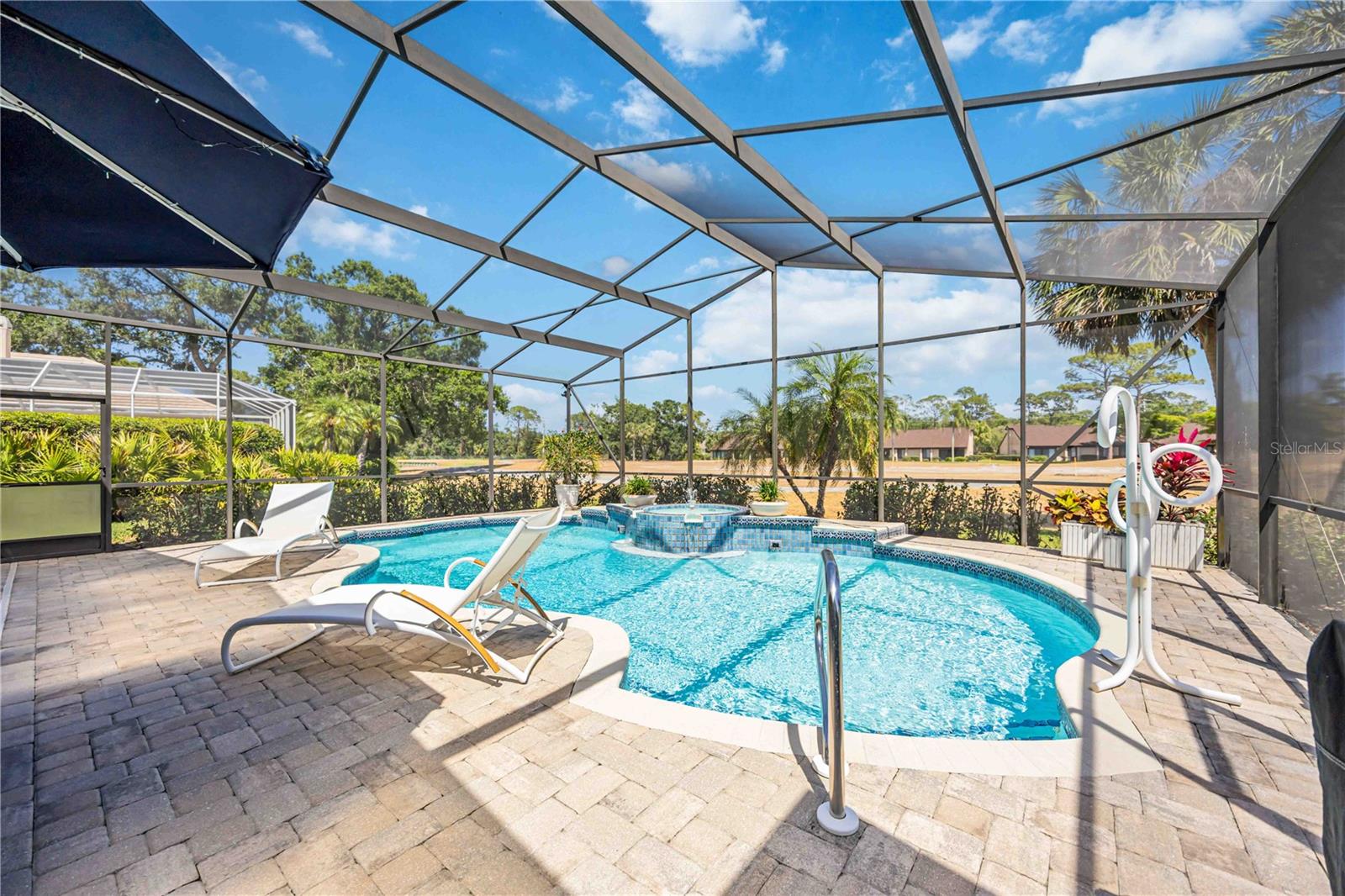 Image 21 of 42 For 8142 Misty Oaks Boulevard