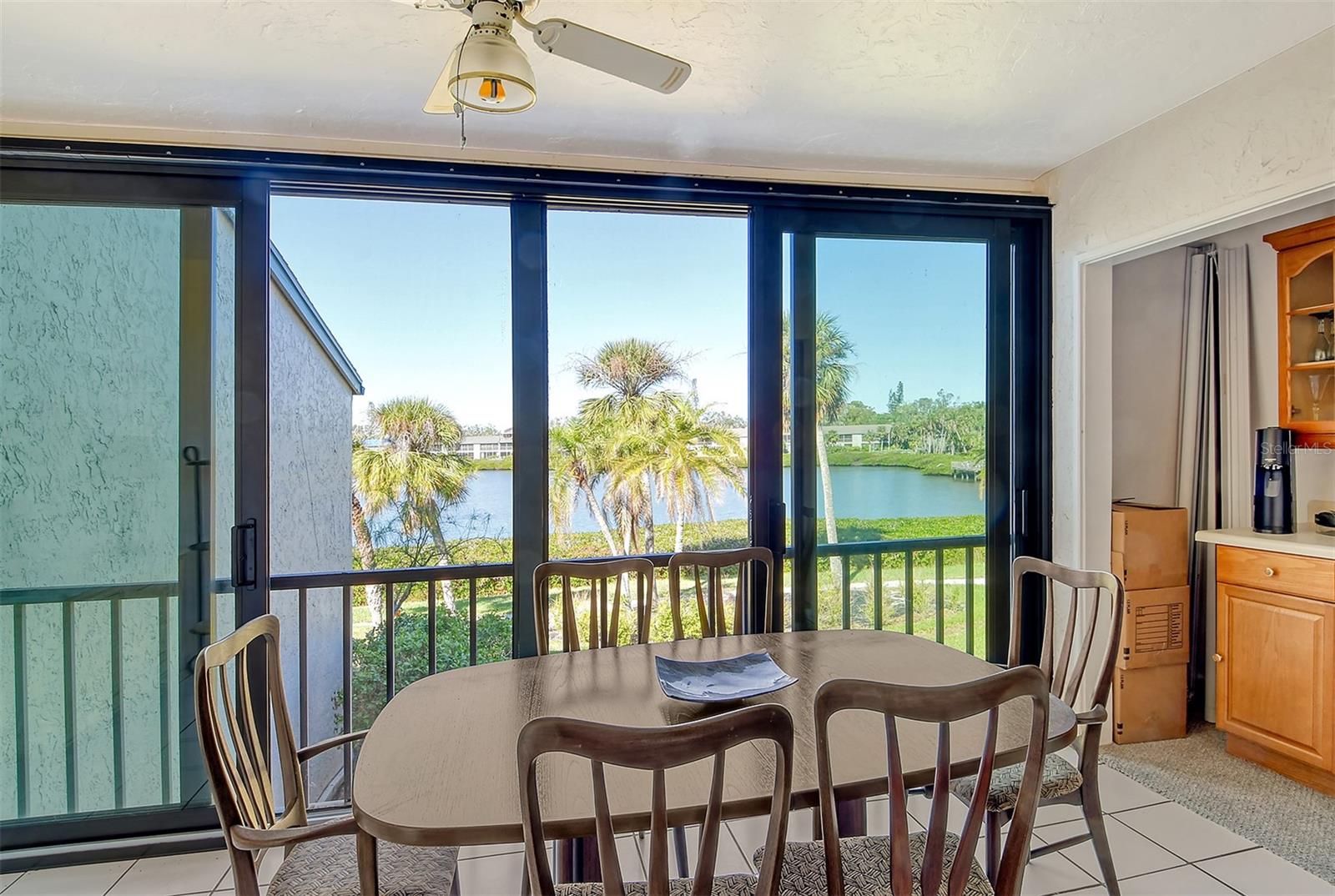 Image 6 of 61 For 1601 Bayhouse Point Drive Ba204