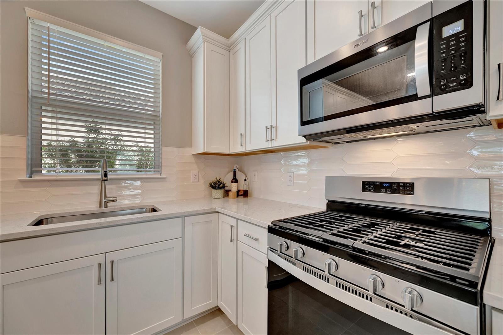 Image 36 of 71 For 10394 Abaco Falls Drive