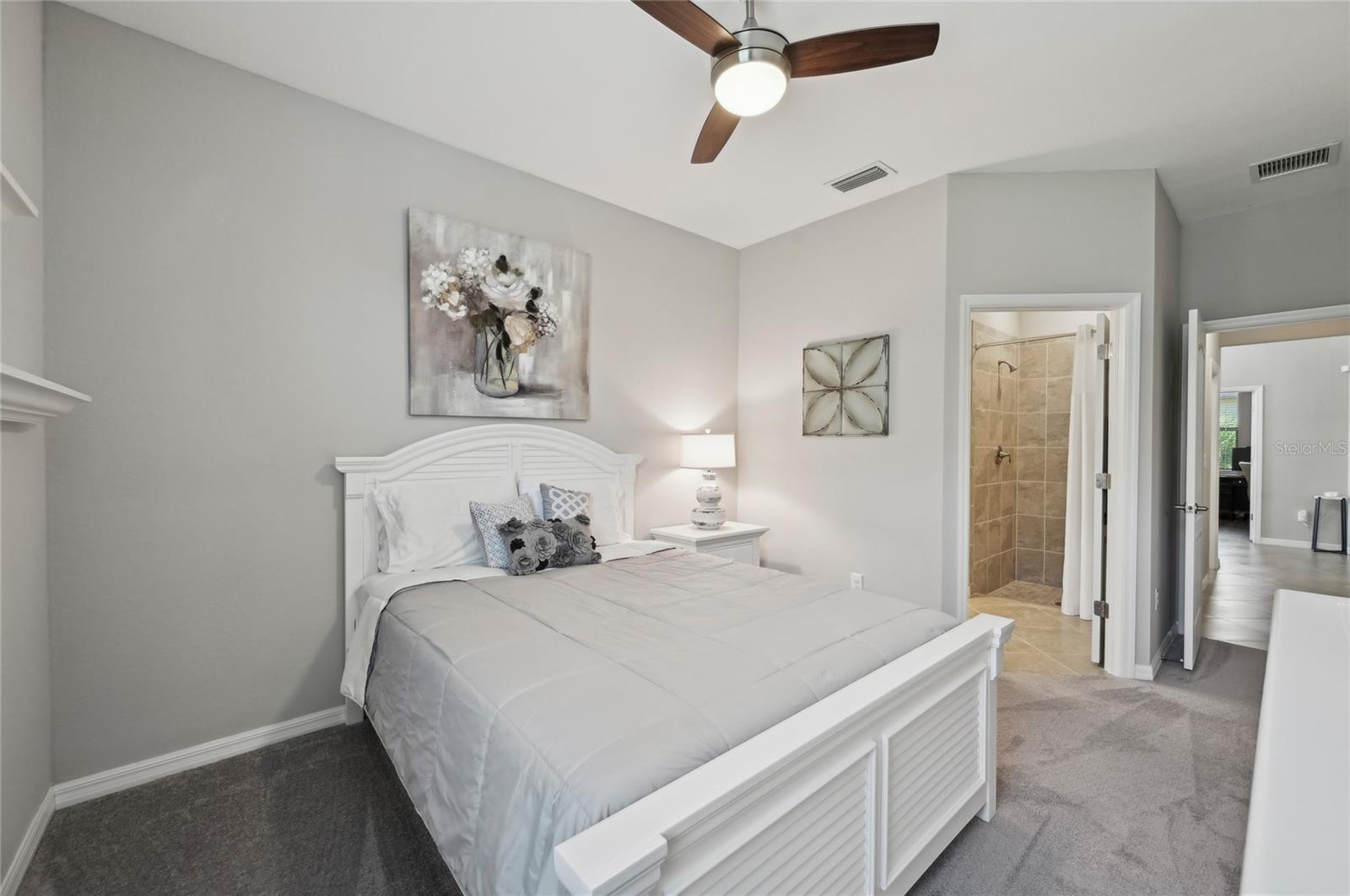 Image 29 of 82 For 13587 Vancanza Drive
