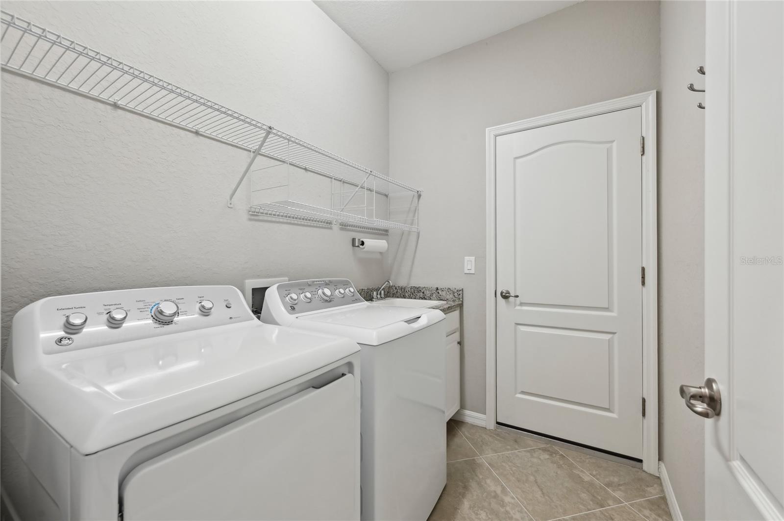 Image 38 of 82 For 13587 Vancanza Drive