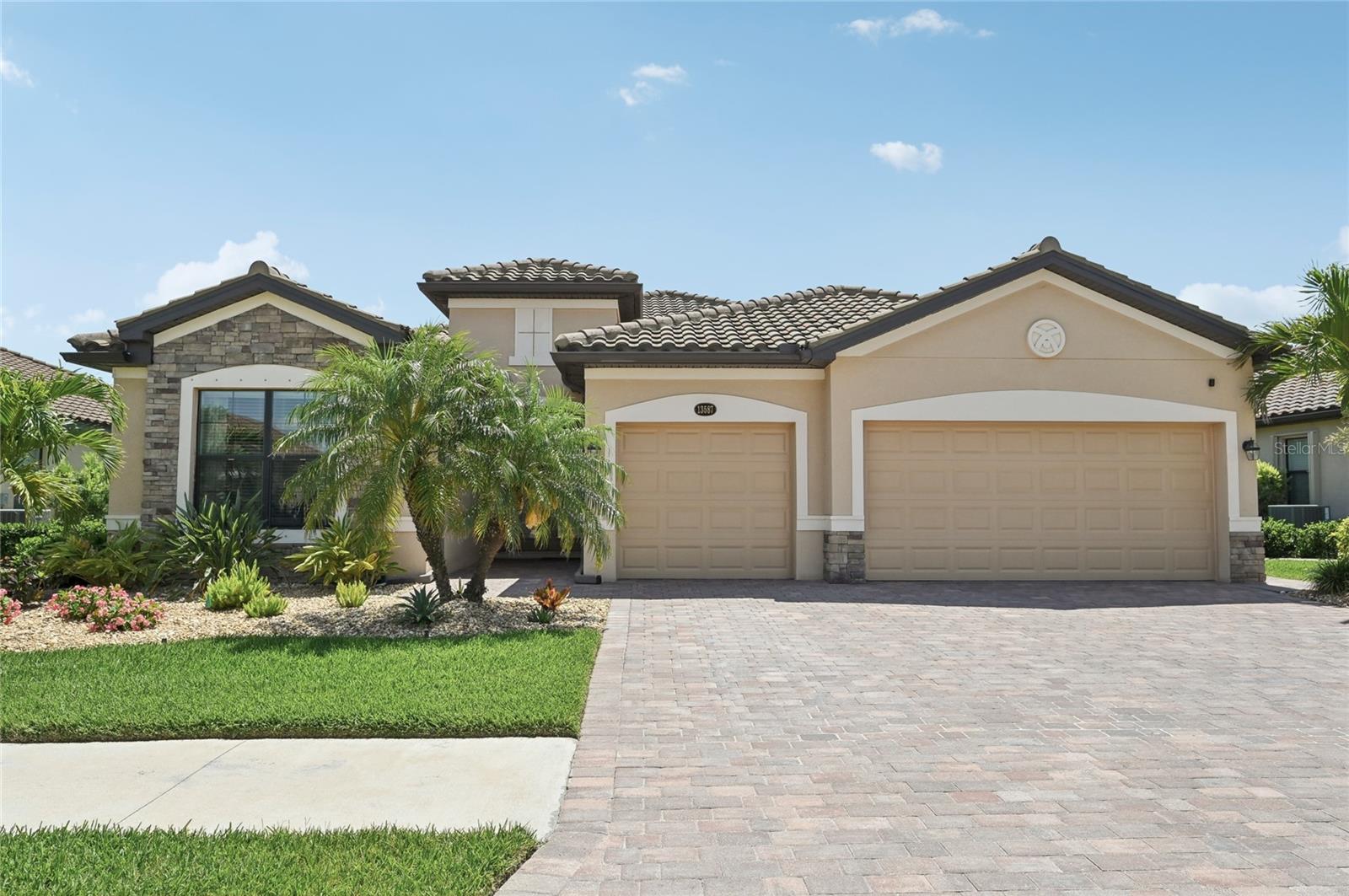 Image 53 of 82 For 13587 Vancanza Drive