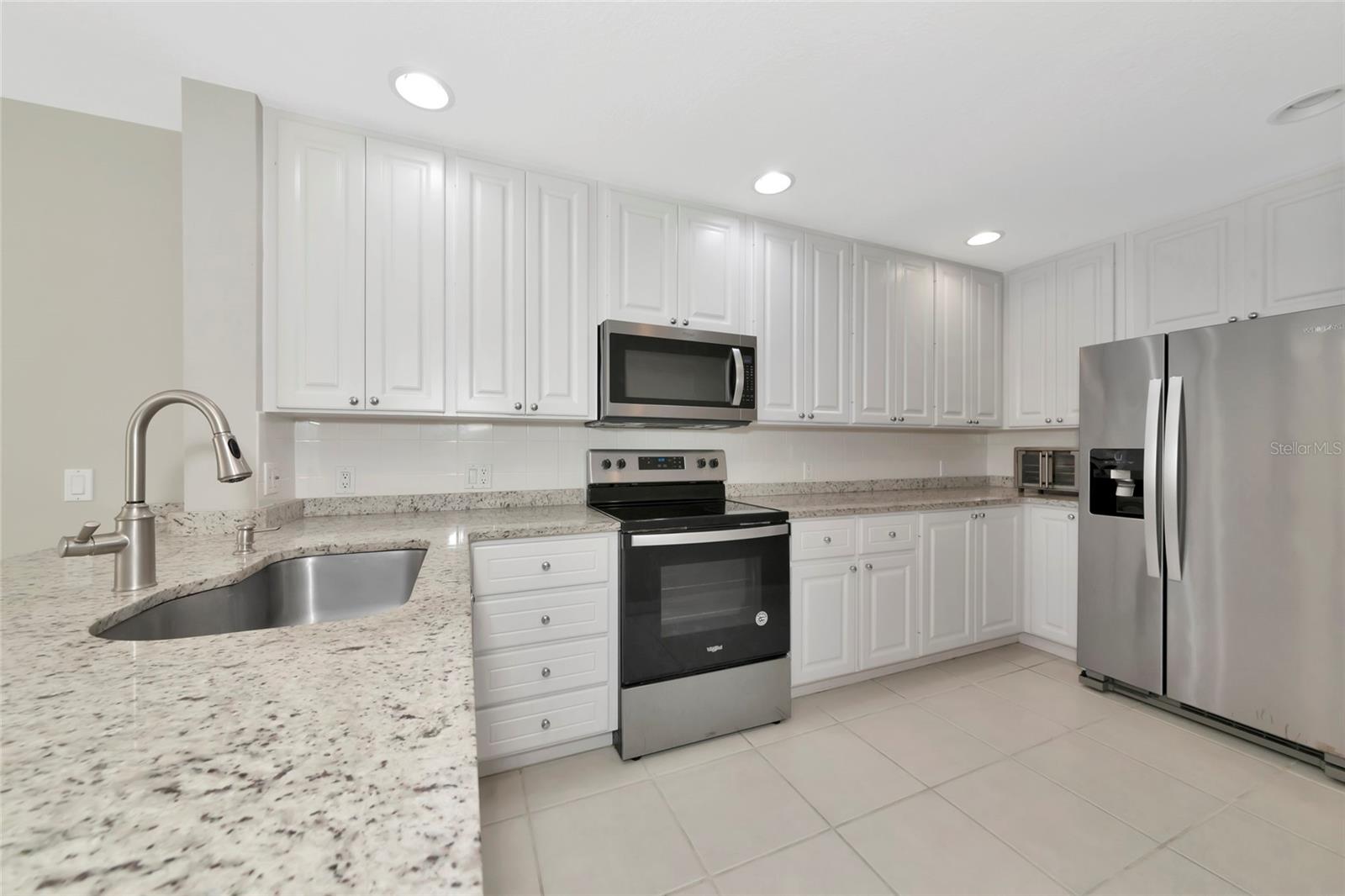 Image 14 of 50 For 5388 Davini Street