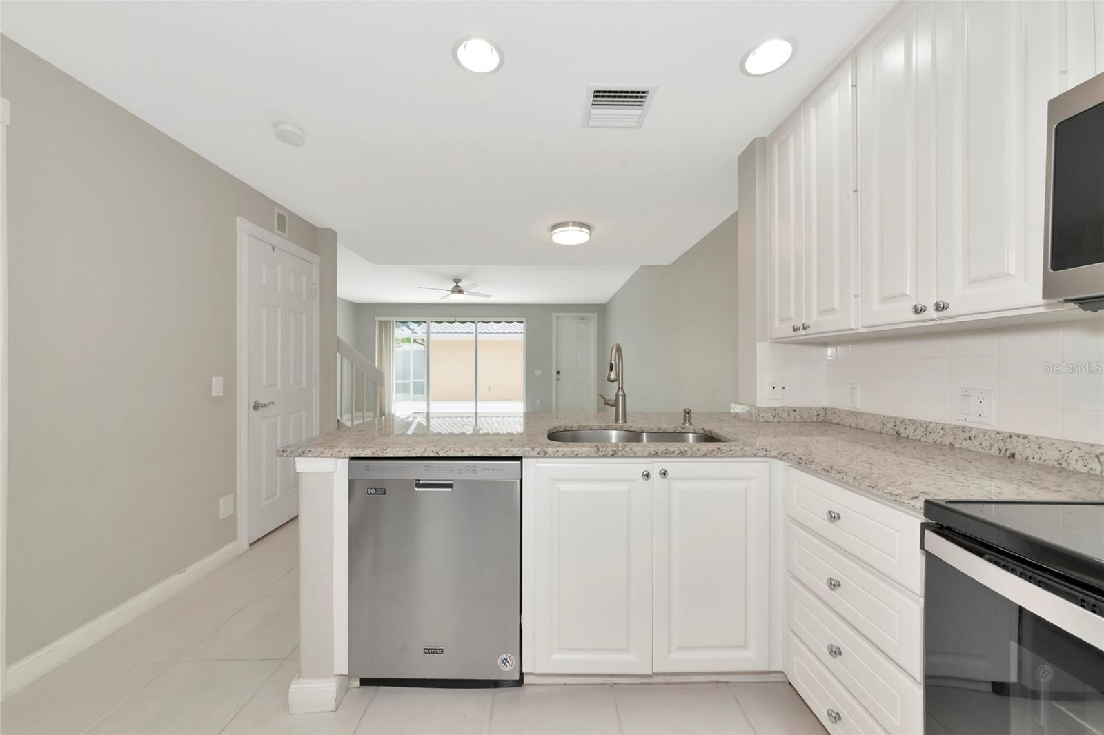 Image 17 of 50 For 5388 Davini Street
