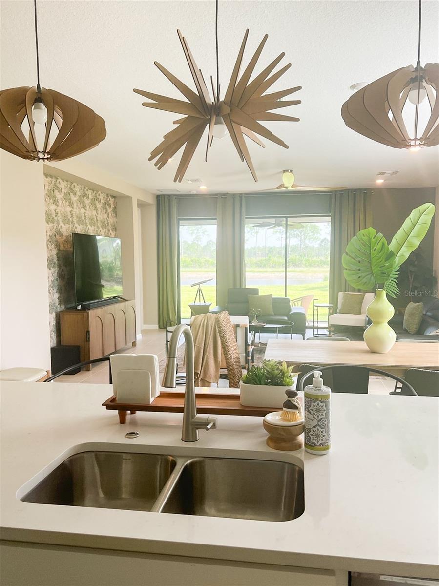 Image 8 of 33 For 5684 Blue Reef Place