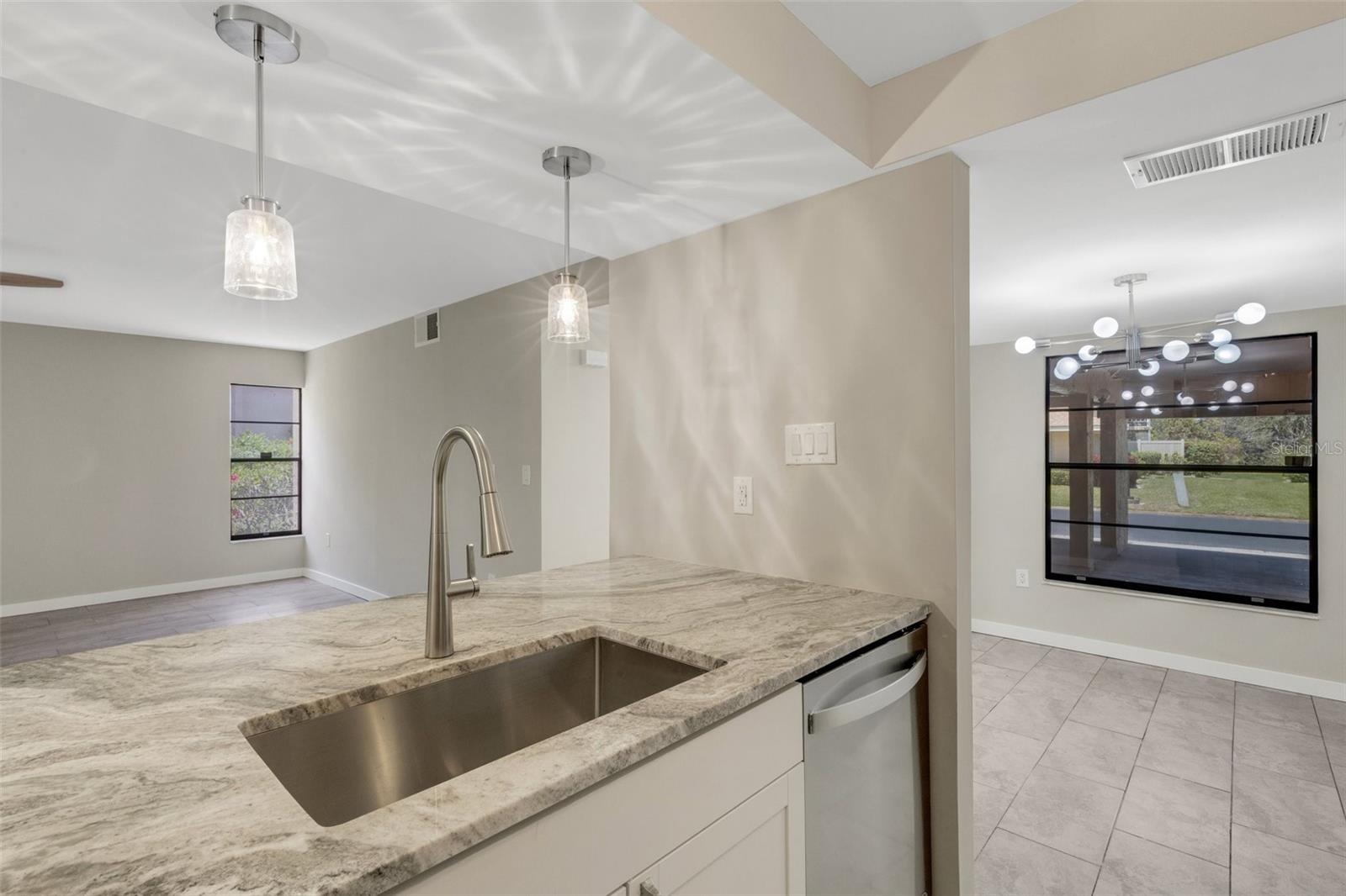 Image 13 of 38 For 2319 Beneva Terrace 2284