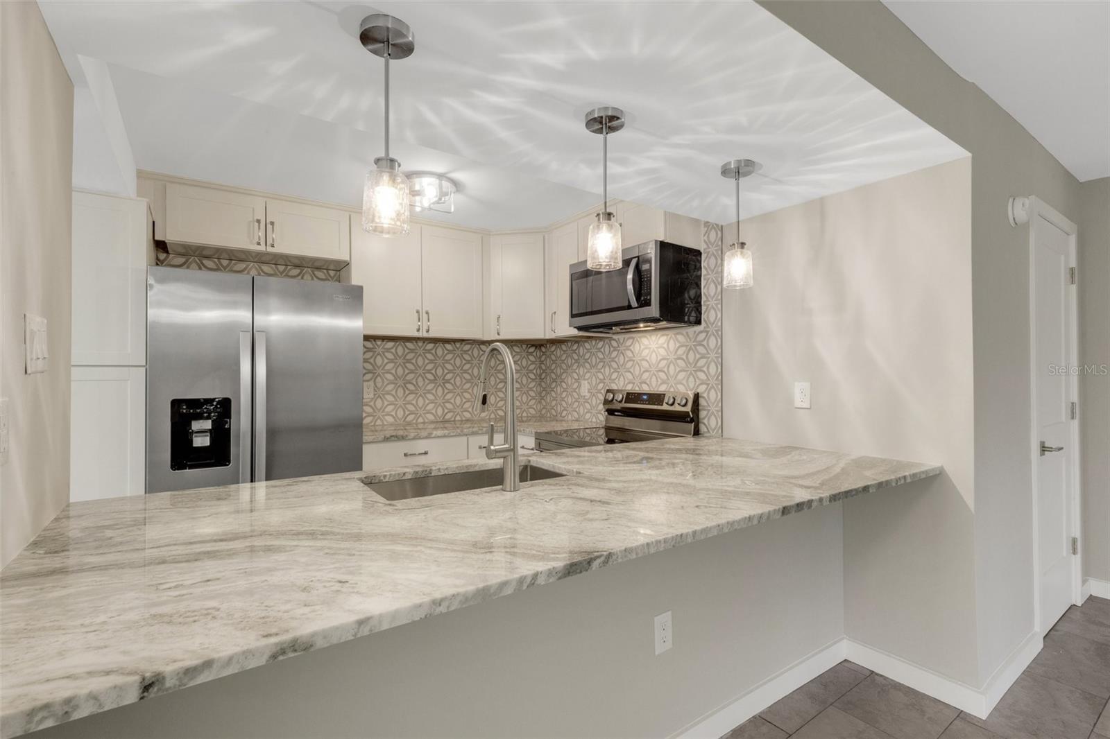 Image 14 of 38 For 2319 Beneva Terrace 2284