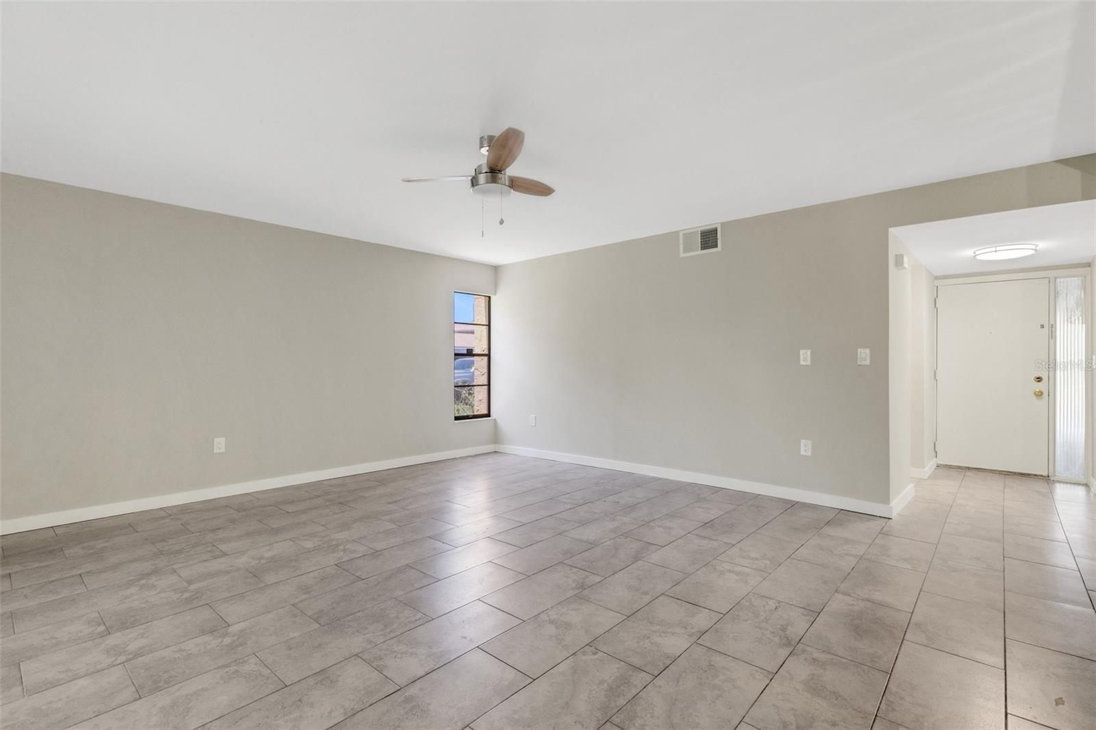 Image 16 of 38 For 2319 Beneva Terrace 2284